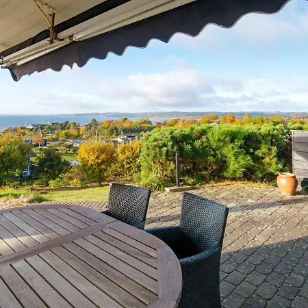 6 Person In 4* Ebeltoft