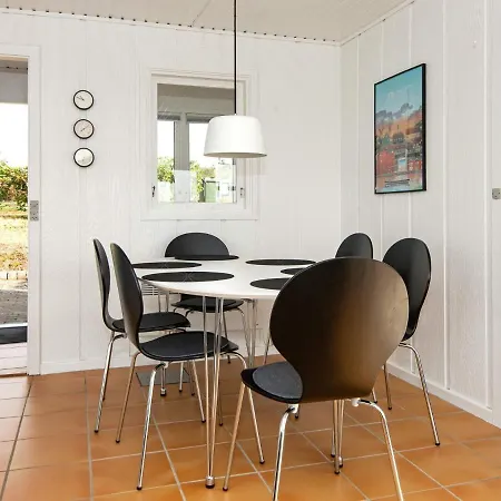 6 Person In 4* Ebeltoft